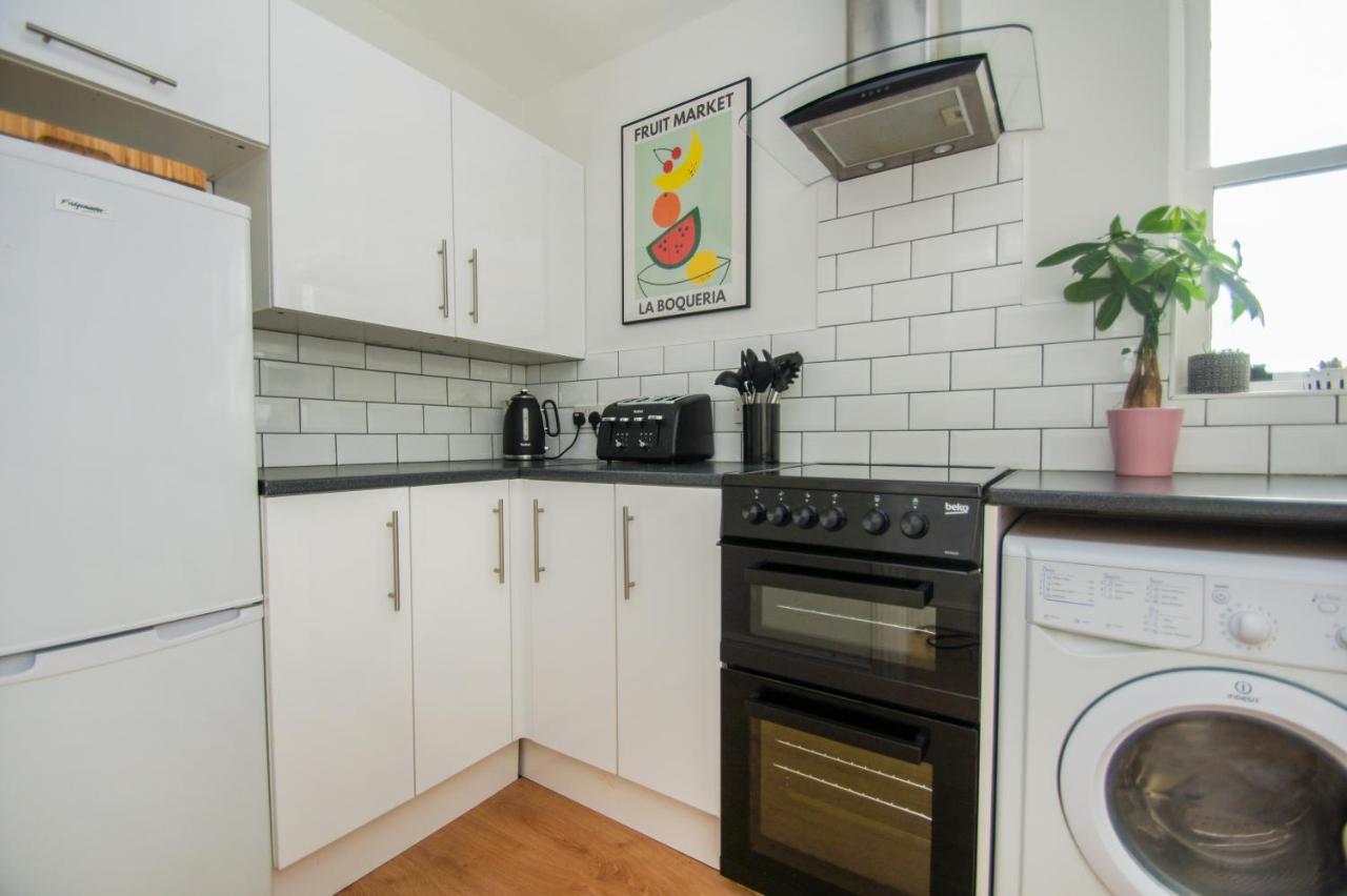 Waterloo - By Lets Apartamento *